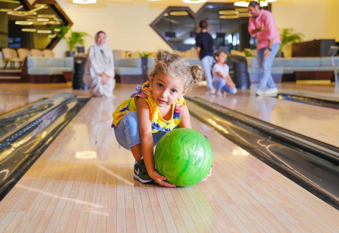 Bay La Sun Hotel And Marina - Emaar King Abdullah Economic City Kültér fotó Bowling