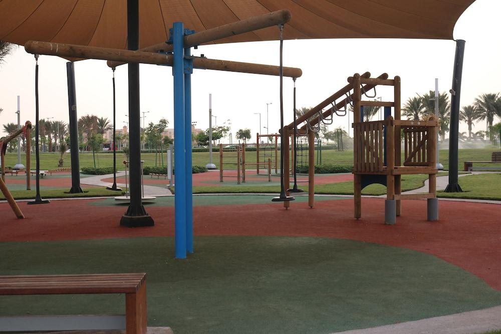 Bay La Sun Hotel And Marina - Emaar King Abdullah Economic City Kültér fotó Al-Ghazal Park